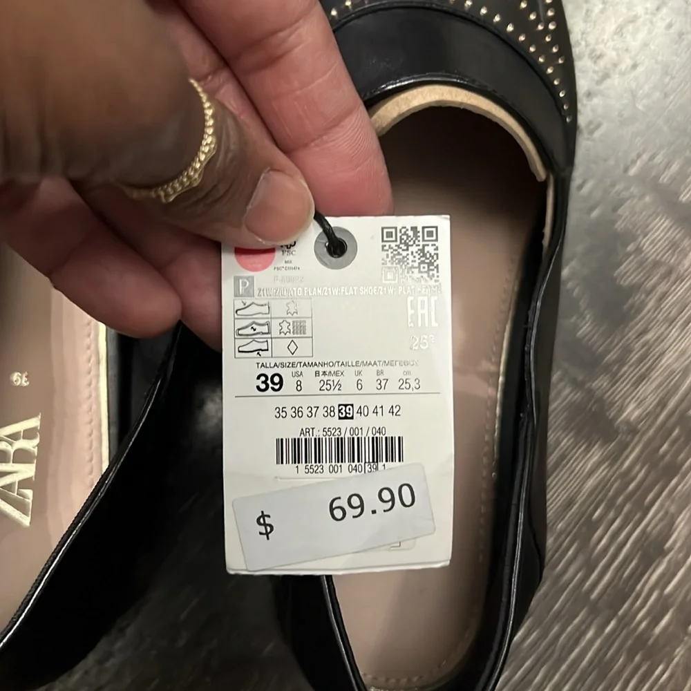 Beautiful 👞 - Picture 2 of 5